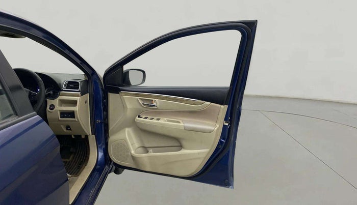 2020 Maruti Ciaz ZETA AT 1.5  SHVS PETROL, Petrol, Automatic, 68,348 km, RHS Front Door