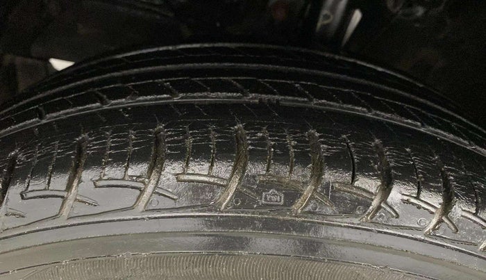 2015 Maruti Baleno SIGMA PETROL 1.2, Petrol, Manual, 49,938 km, Left Front Tyre Tread
