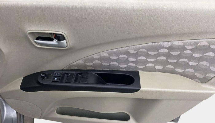 2017 Maruti Celerio ZXI AMT (O), Petrol, Automatic, 41,307 km, Driver Side Door Panels Control