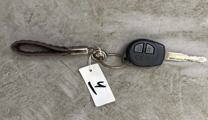 2019 Maruti Dzire VXI, Petrol, Manual, 29,277 km, Key Close Up