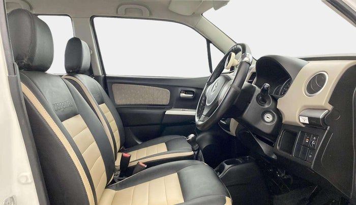 2014 Maruti Wagon R 1.0 VXI, Petrol, Manual, 16,260 km, Right Side Front Door Cabin