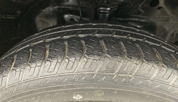 2014 Maruti Wagon R 1.0 VXI, Petrol, Manual, 16,260 km, Right Rear Tyre Tread