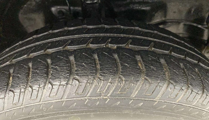 2014 Maruti Wagon R 1.0 VXI, Petrol, Manual, 16,260 km, Right Front Tyre Tread