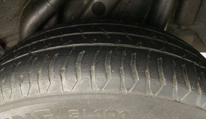 2018 Hyundai Verna 1.4 EX PETROL, Petrol, Manual, 66,756 km, Left Rear Tyre Tread