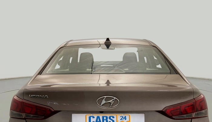 2018 Hyundai Verna 1.4 EX PETROL, Petrol, Manual, 66,756 km, Rear Windshield