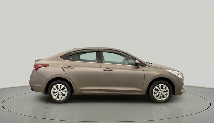 2018 Hyundai Verna 1.4 EX PETROL, Petrol, Manual, 66,756 km, Right Side View