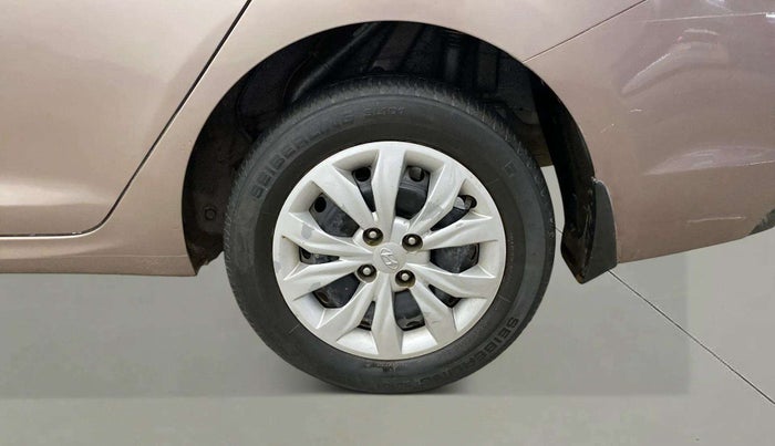 2018 Hyundai Verna 1.4 EX PETROL, Petrol, Manual, 66,756 km, Left Rear Wheel