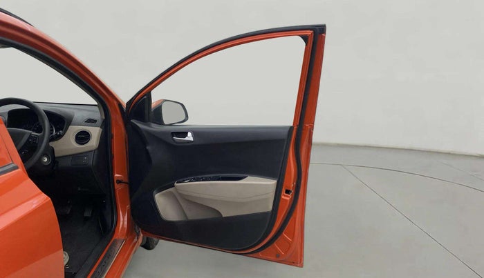 2018 Hyundai Grand i10 SPORTZ (O) AT 1.2 KAPPA VTVT, Petrol, Automatic, 44,382 km, RHS Front Door