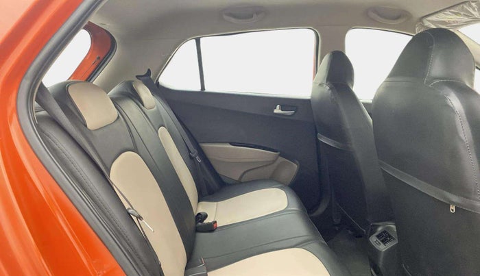 2018 Hyundai Grand i10 SPORTZ (O) AT 1.2 KAPPA VTVT, Petrol, Automatic, 44,382 km, Right Side Rear Door Cabin