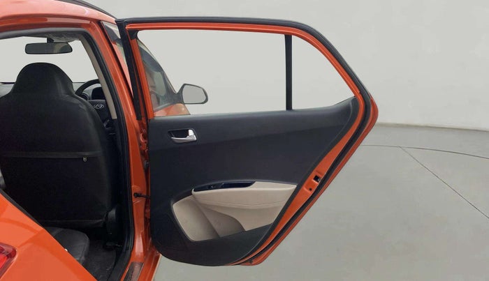 2018 Hyundai Grand i10 SPORTZ (O) AT 1.2 KAPPA VTVT, Petrol, Automatic, 44,382 km, RHS Rear Door