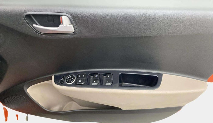 2018 Hyundai Grand i10 SPORTZ (O) AT 1.2 KAPPA VTVT, Petrol, Automatic, 44,382 km, Driver Side Door Panels Control