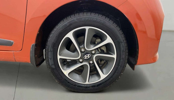 2018 Hyundai Grand i10 SPORTZ (O) AT 1.2 KAPPA VTVT, Petrol, Automatic, 44,382 km, Right Front Wheel