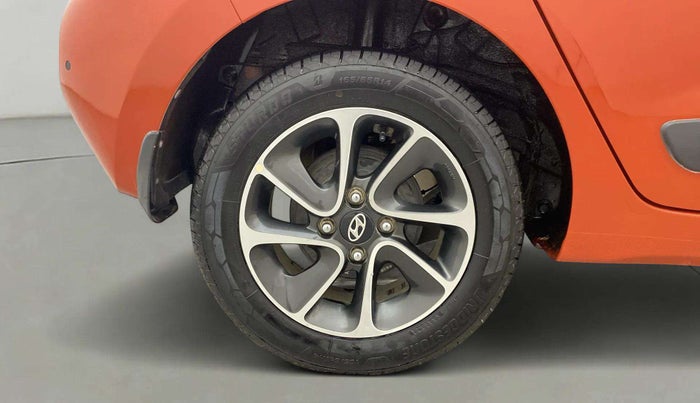 2018 Hyundai Grand i10 SPORTZ (O) AT 1.2 KAPPA VTVT, Petrol, Automatic, 44,382 km, Right Rear Wheel