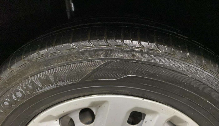 2016 Maruti Vitara Brezza LDI (O), Diesel, Manual, 67,383 km, Right Rear Tyre Tread