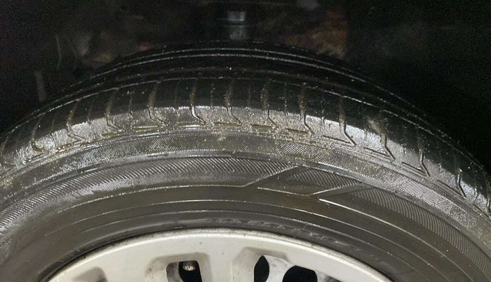 2016 Maruti Vitara Brezza LDI (O), Diesel, Manual, 67,383 km, Left Front Tyre Tread