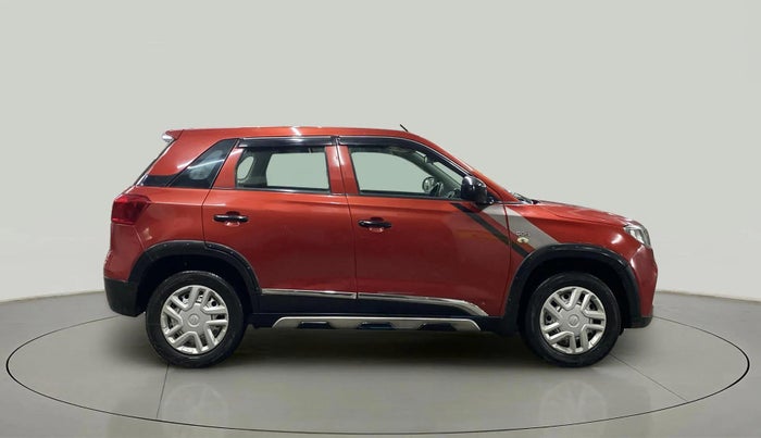 2016 Maruti Vitara Brezza LDI (O), Diesel, Manual, 67,383 km, Right Side View