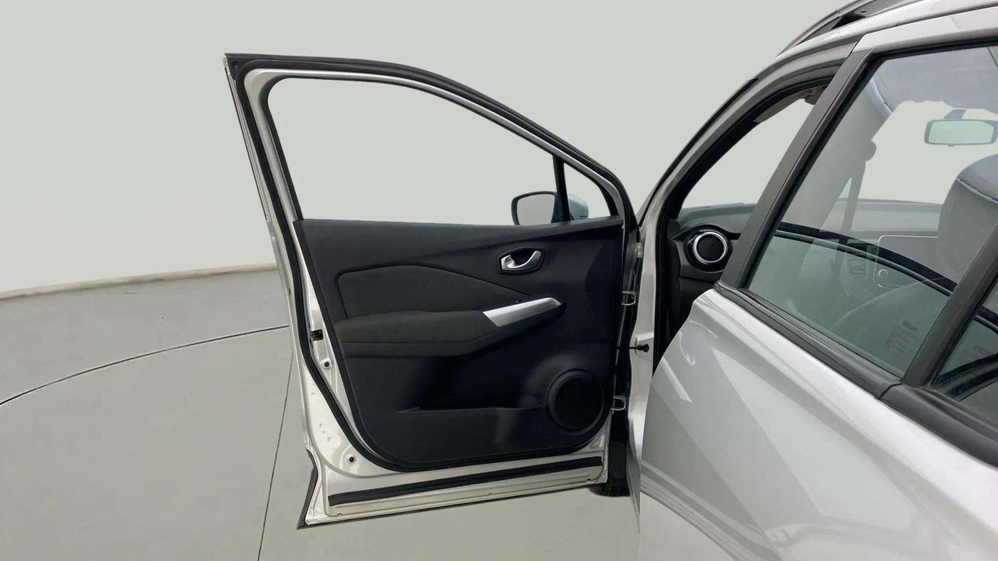 2021 Nissan Kicks XV 1.5, Petrol, Manual, 8,555 km, LHS Front Door