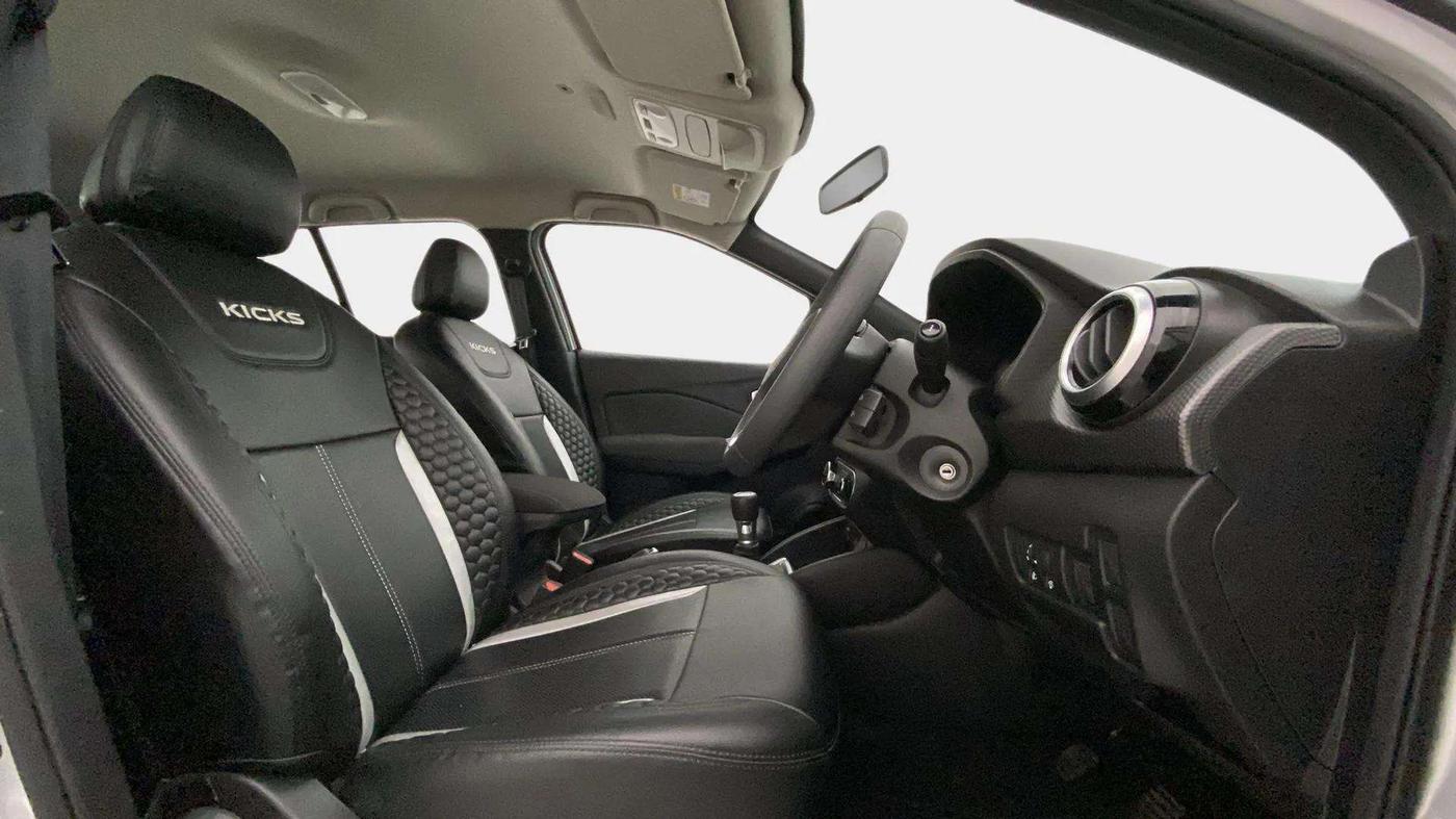 2021 Nissan Kicks XV 1.5, Petrol, Manual, 8,555 km, Right Side Front Door Cabin
