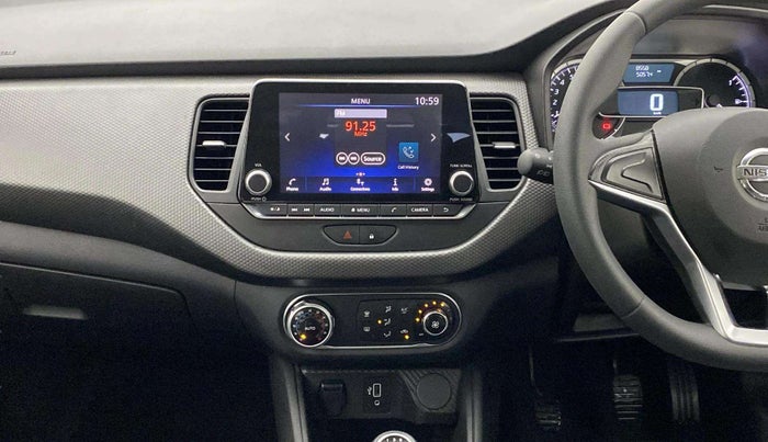 2021 Nissan Kicks XV 1.5, Petrol, Manual, 8,555 km, Air Conditioner
