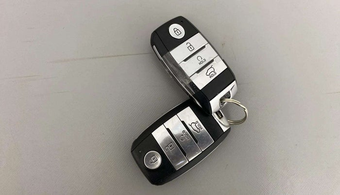 2022 KIA SELTOS HTK PLUS 1.5 IMT, Petrol, Manual, 18,163 km, Key Close Up