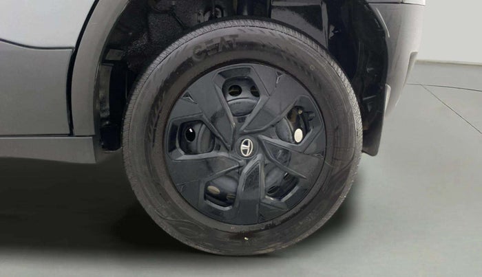 2023 Tata PUNCH ADVENTURE RHYTHM CNG, CNG, Manual, 26,373 km, Left Rear Wheel