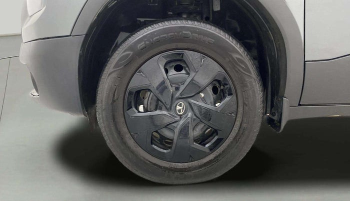 2023 Tata PUNCH ADVENTURE RHYTHM CNG, CNG, Manual, 26,373 km, Left Front Wheel