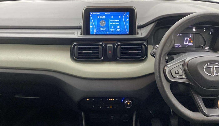 2023 Tata PUNCH ADVENTURE RHYTHM CNG, CNG, Manual, 26,373 km, Air Conditioner
