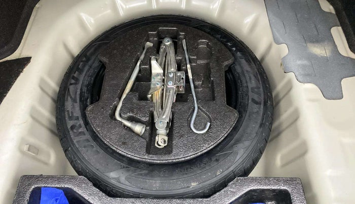 2016 Maruti Ciaz ZXI+, Petrol, Manual, 36,520 km, Spare Tyre