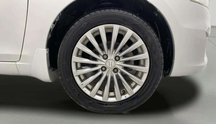2016 Maruti Ciaz ZXI+, Petrol, Manual, 36,520 km, Right Front Wheel
