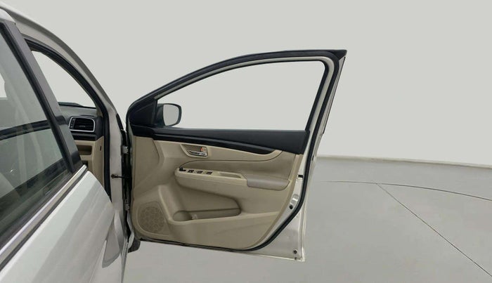 2016 Maruti Ciaz ZXI+, Petrol, Manual, 36,520 km, RHS Front Door