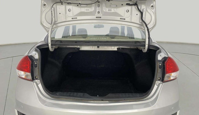 2016 Maruti Ciaz ZXI+, Petrol, Manual, 36,520 km, Boot Inside