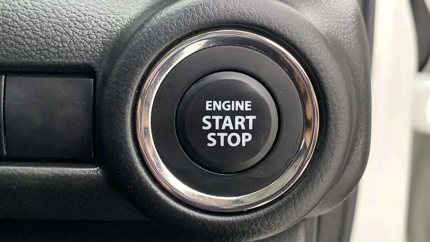 2024 Maruti Swift VXi (O) AMT, Petrol, Automatic, 20,681 km, Keyless Start/ Stop Button