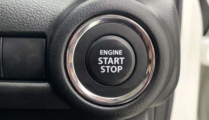 2024 Maruti Swift VXi (O) AMT, Petrol, Automatic, 20,681 km, Keyless Start/ Stop Button