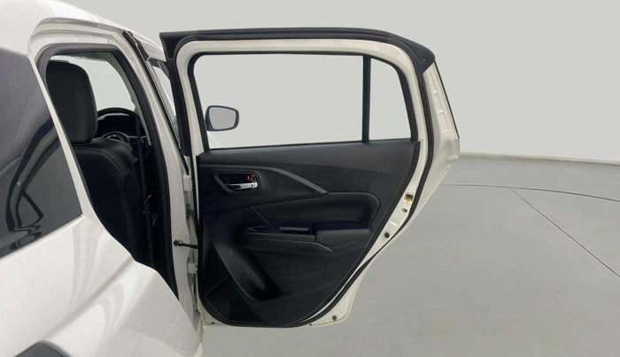 2024 Maruti Swift VXi (O) AMT, Petrol, Automatic, 20,681 km, RHS Rear Door