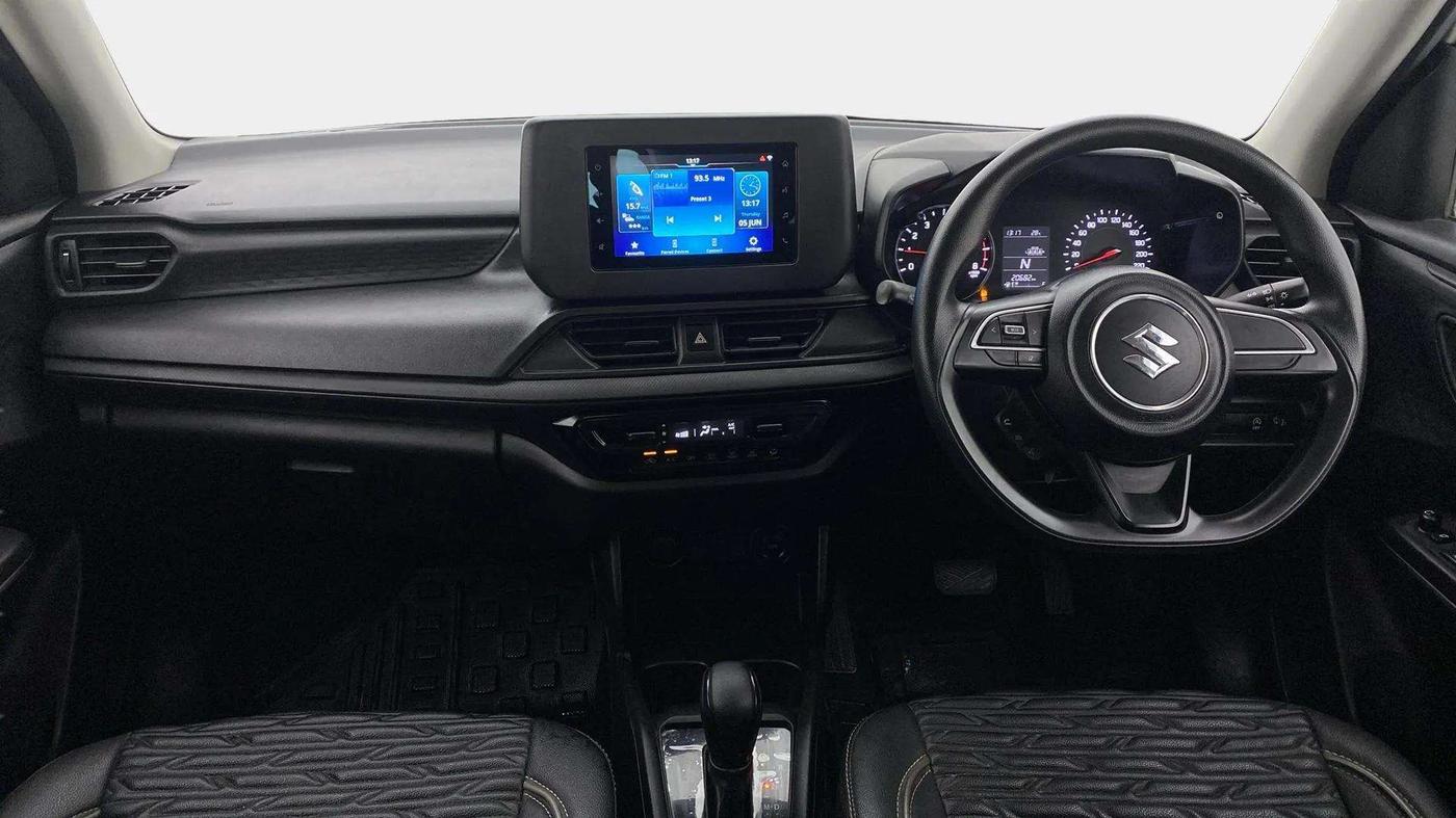 2024 Maruti Swift VXi (O) AMT, Petrol, Automatic, 20,681 km, Dashboard