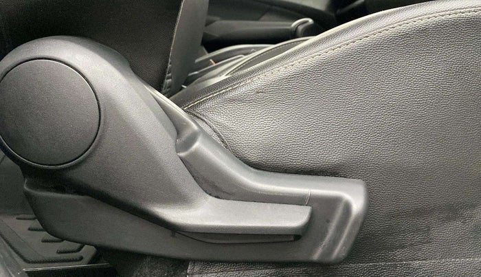 2024 Maruti Swift VXi (O) AMT, Petrol, Automatic, 20,681 km, Driver Side Adjustment Panel