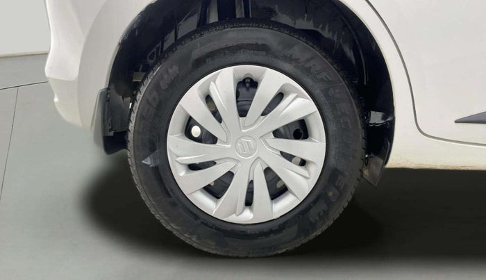 2024 Maruti Swift VXi (O) AMT, Petrol, Automatic, 20,681 km, Right Rear Wheel