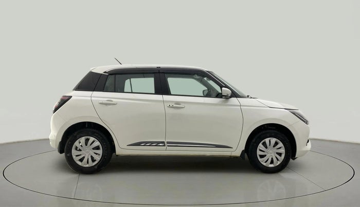 2024 Maruti Swift VXi (O) AMT, Petrol, Automatic, 20,681 km, Right Side View