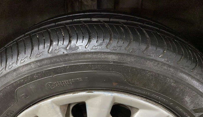 2022 Tata Tiago XM CNG, CNG, Manual, 76,040 km, Left Front Tyre Tread