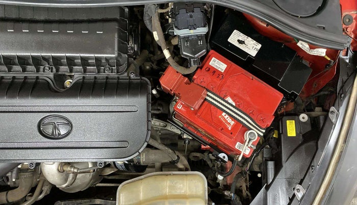 2022 Tata Tiago XM CNG, CNG, Manual, 76,040 km, Engine View - Left