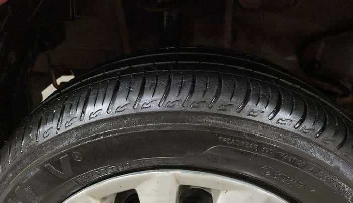 2022 Tata Tiago XM CNG, CNG, Manual, 76,040 km, Right Rear Tyre Tread