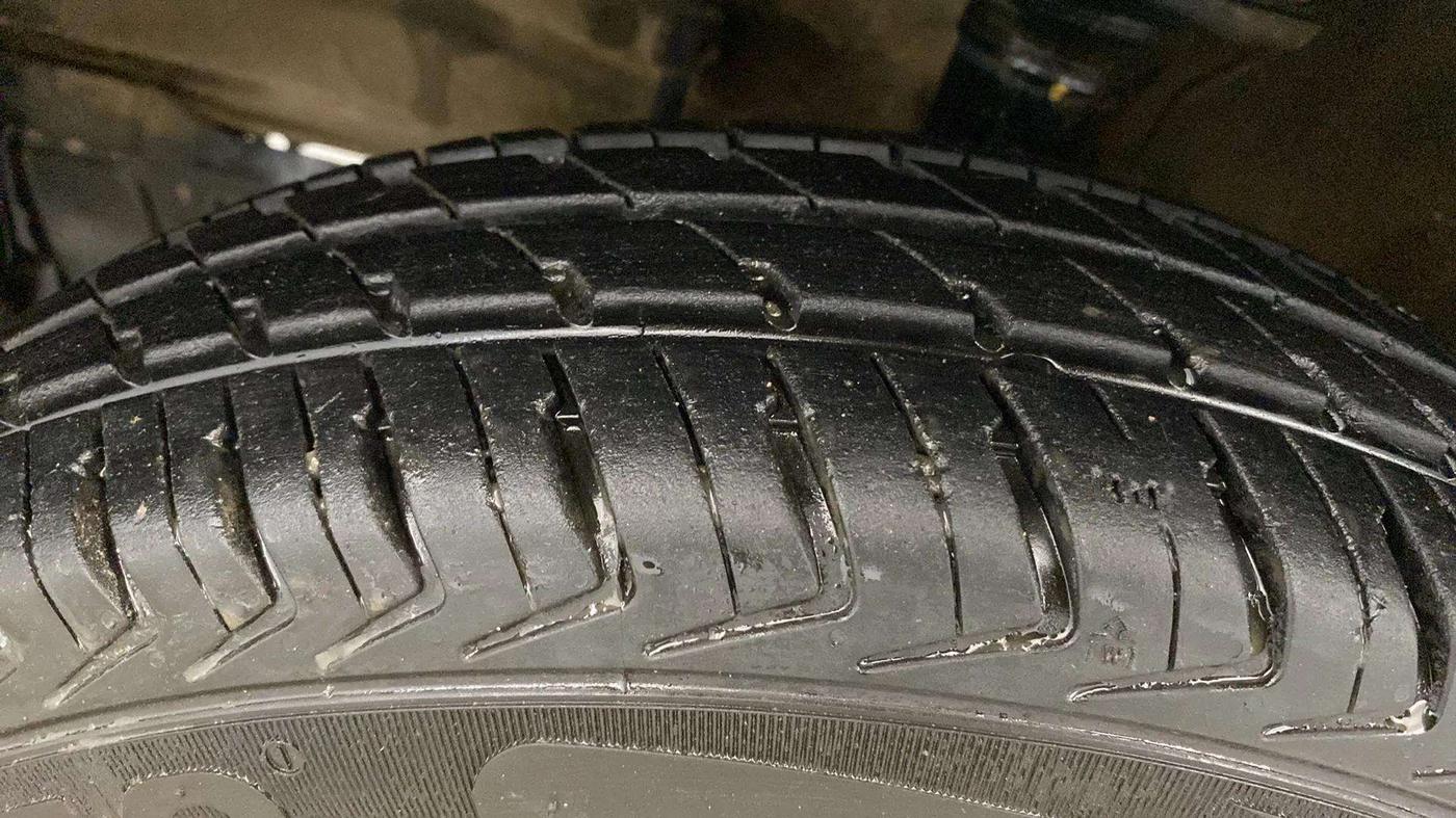 2023 Maruti Alto K10 VXI, Petrol, Manual, 15,197 km, Left Front Tyre Tread