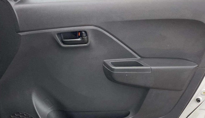 2023 Maruti Alto K10 VXI, Petrol, Manual, 15,197 km, Driver Side Door Panels Control