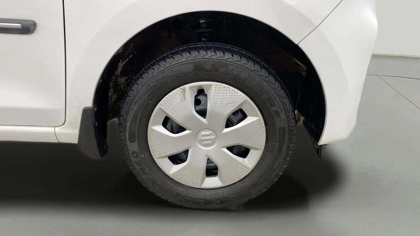2023 Maruti Alto K10 VXI, Petrol, Manual, 15,197 km, Right Front Wheel