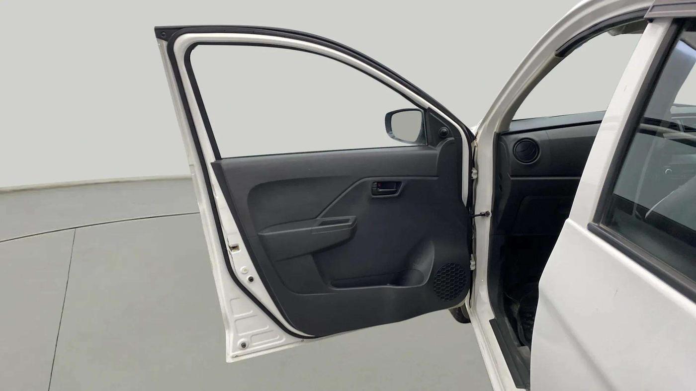 2023 Maruti Alto K10 VXI, Petrol, Manual, 15,197 km, LHS Front Door