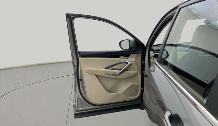 2021 MG HECTOR SHARP 1.5 PETROL CVT, Petrol, Automatic, 30,104 km, Left Front Wheel