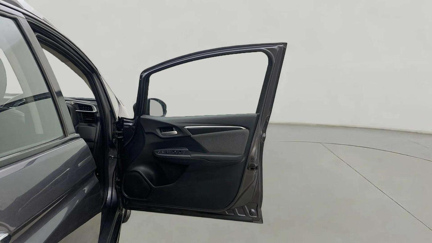 2018 Honda WR-V 1.5L I-DTEC VX MT, Diesel, Manual, 64,508 km, RHS Front Door