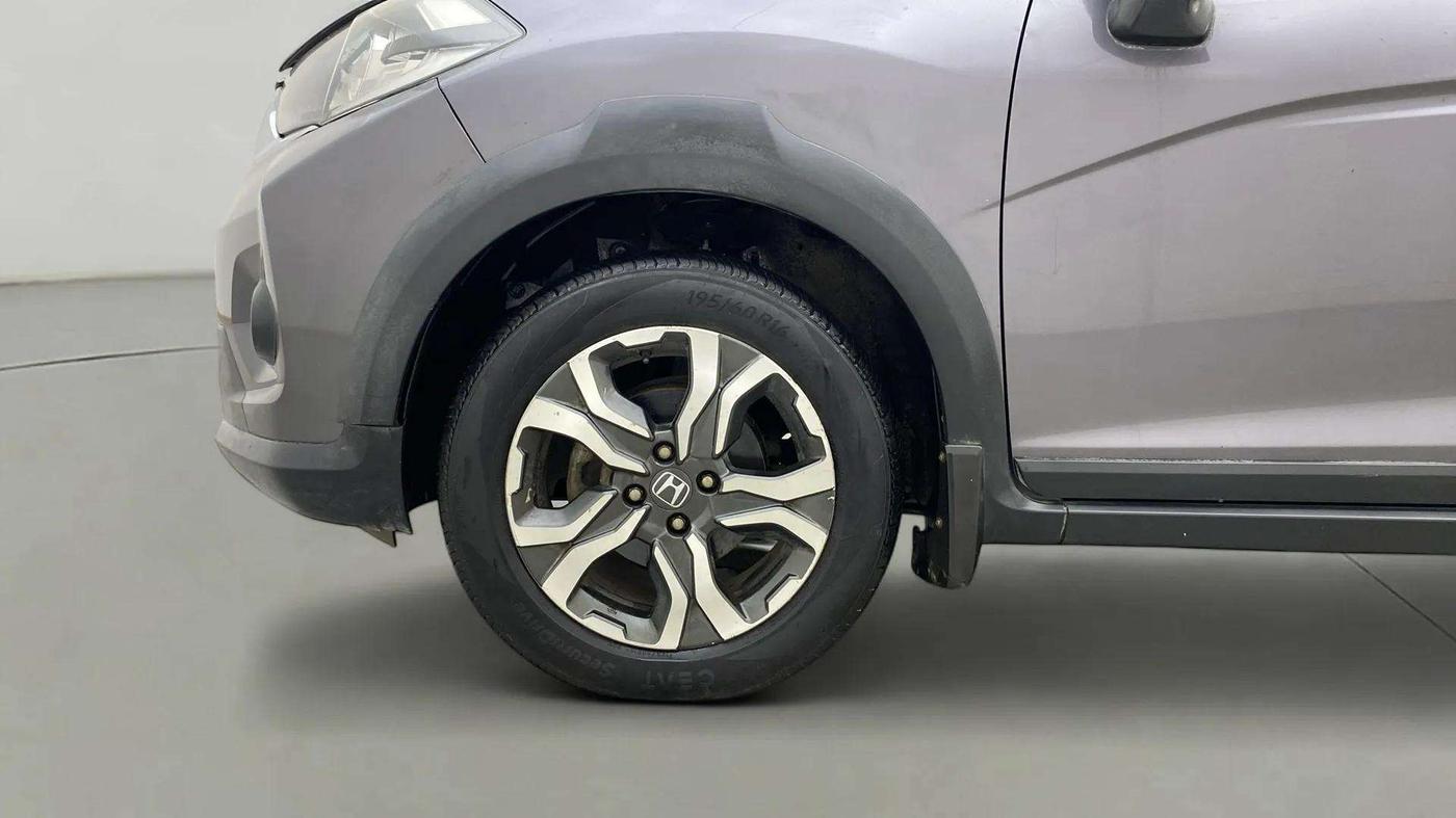 2018 Honda WR-V 1.5L I-DTEC VX MT, Diesel, Manual, 64,508 km, Left Front Wheel