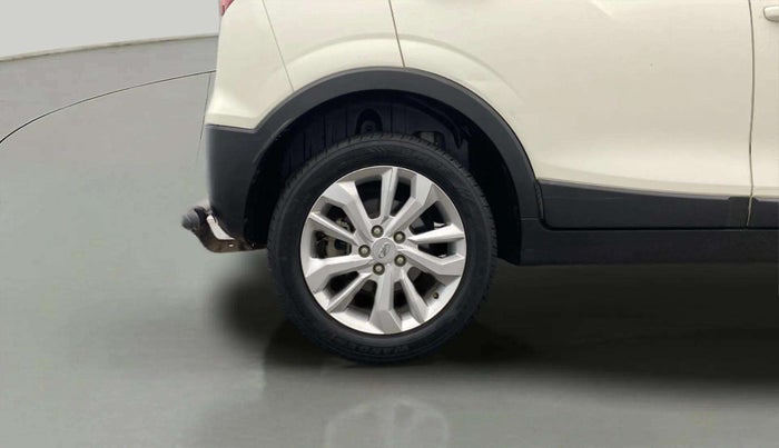 2021 Mahindra XUV300 W8 1.5 DIESEL, Diesel, Manual, 78,310 km, Right Rear Wheel