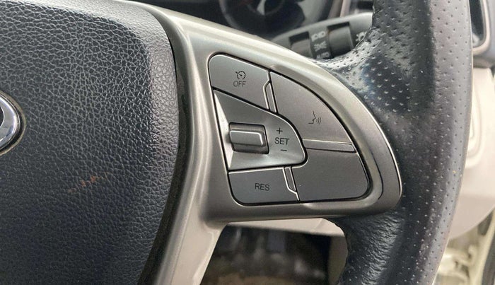 2021 Mahindra XUV300 W8 1.5 DIESEL, Diesel, Manual, 78,310 km, Adaptive Cruise Control